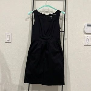 Black A - line dress with pleats and pockets - Size 4